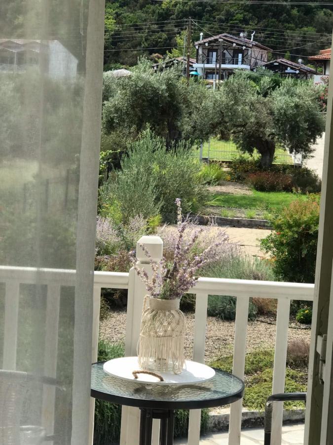 Ferienwohnung Olivegrove House Vourvourou Exterior foto