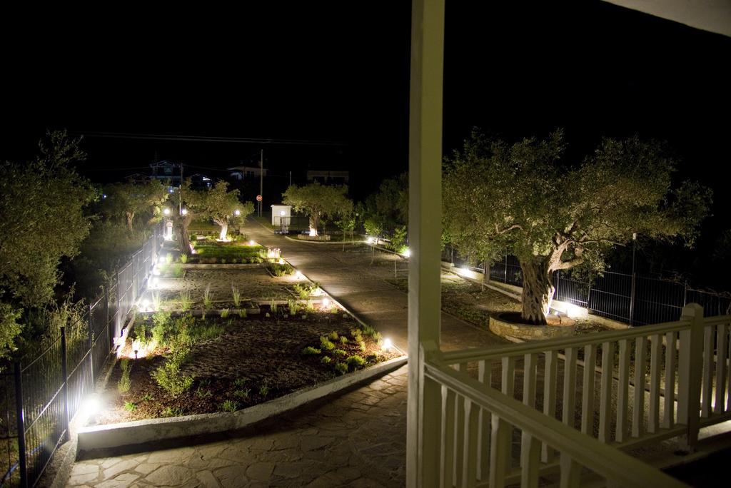 Ferienwohnung Olivegrove House Vourvourou Exterior foto
