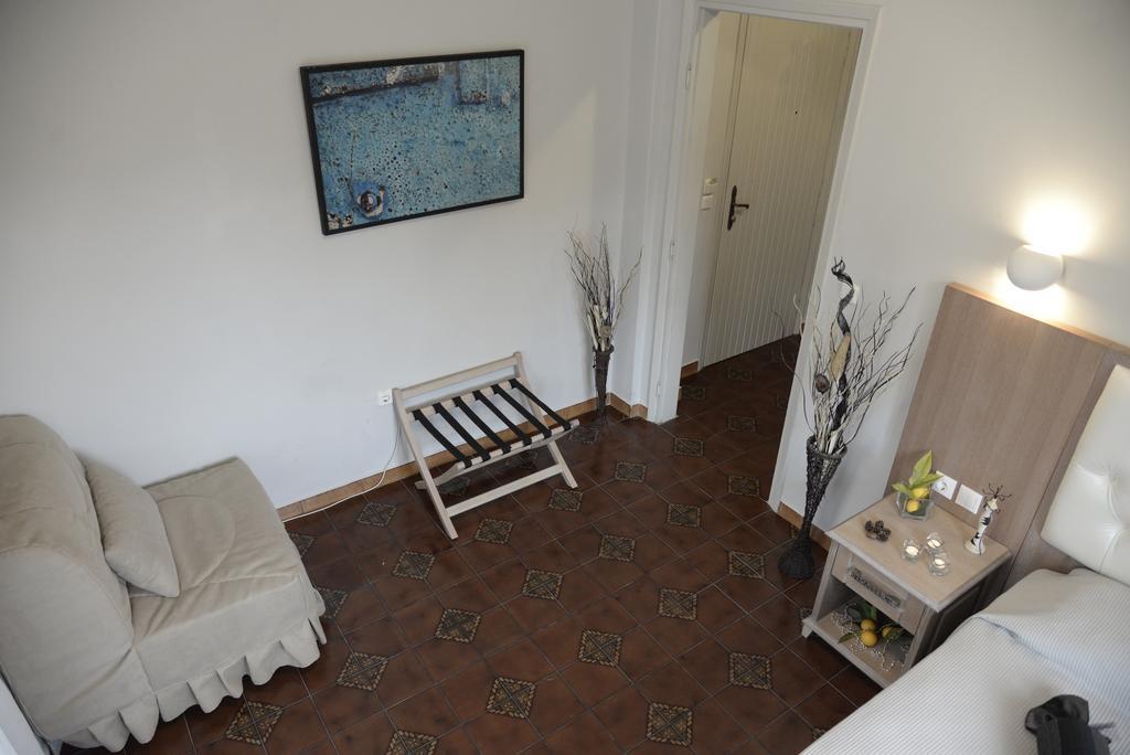 Ferienwohnung Olivegrove House Vourvourou Exterior foto